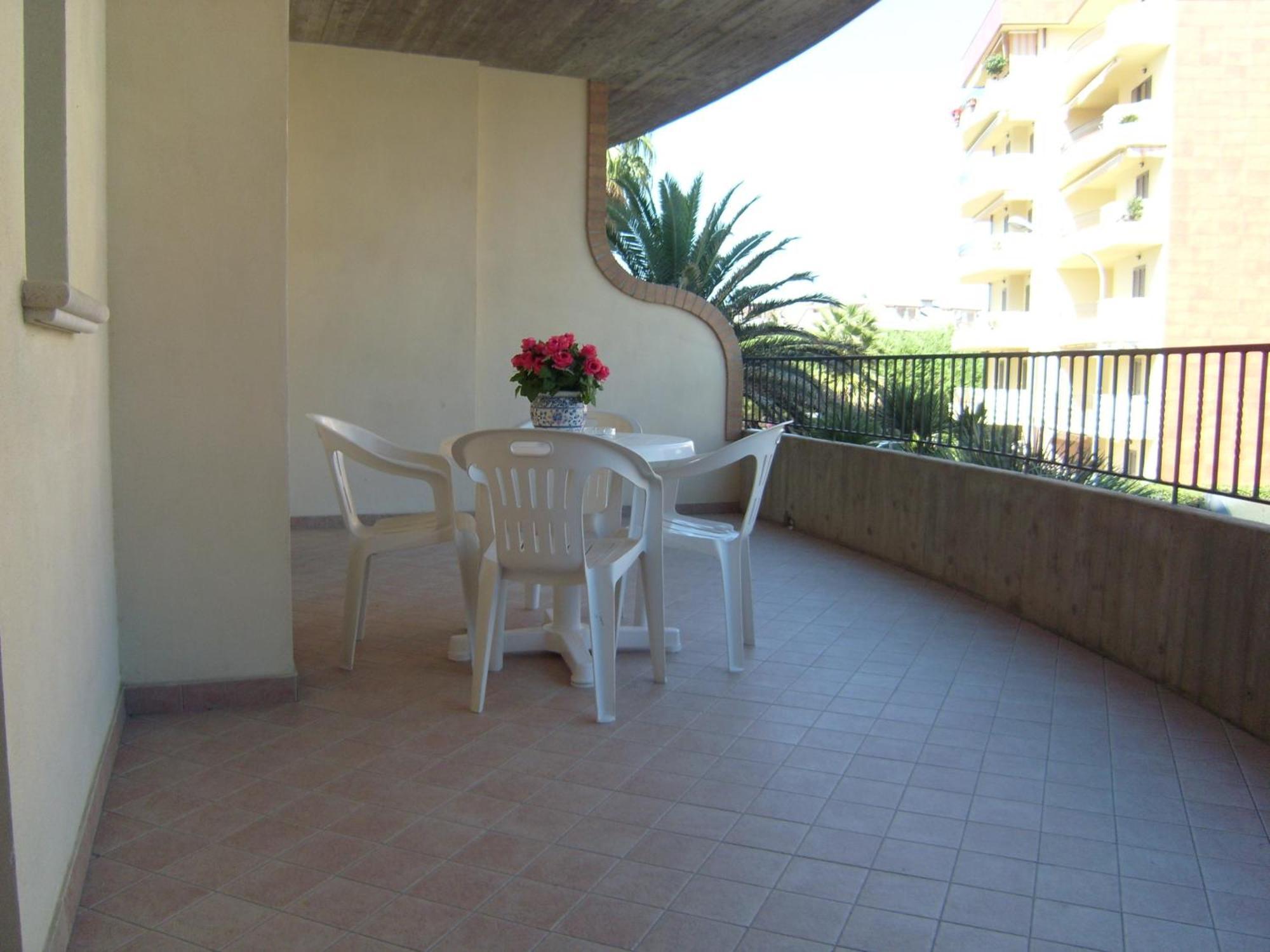 Aparthotel Torre Del Mar