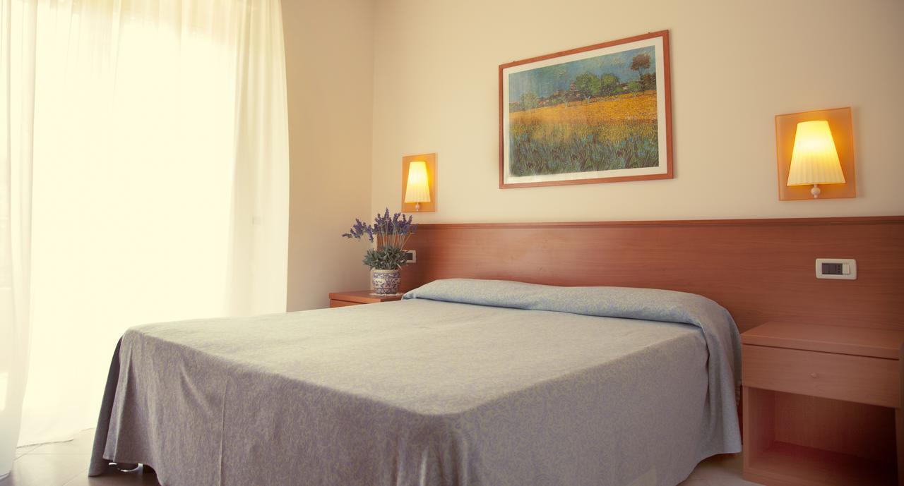 Aparthotel Torre Del Mar Alba Adriatica