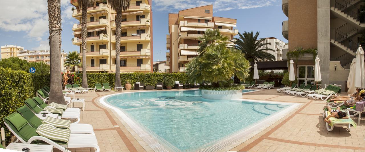 Torre Del Mar Aparthotel 4*