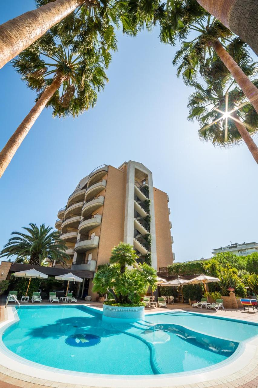 Aparthotel Torre Del Mar Alba Adriatica